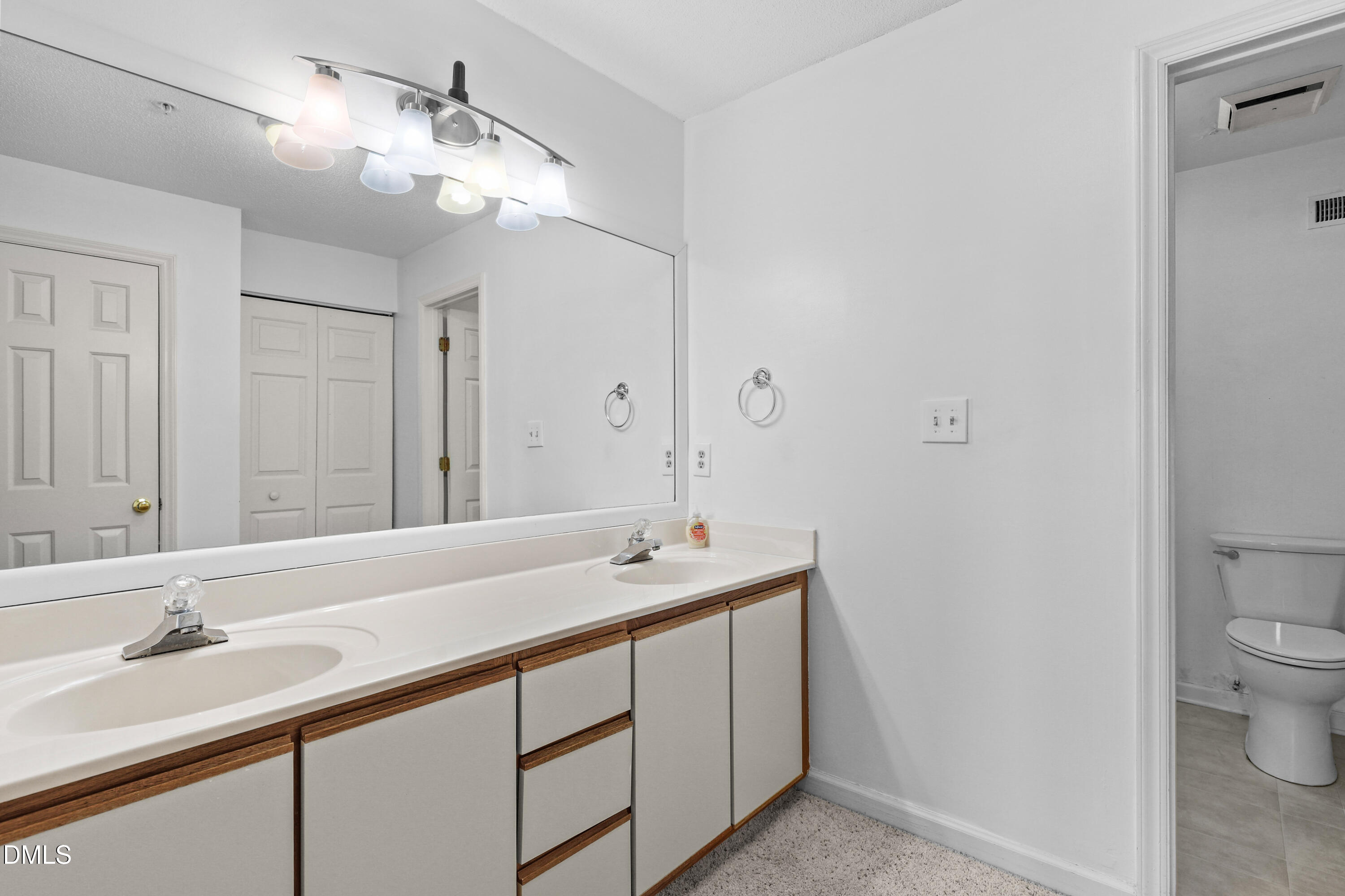 723 Springfork Drive Cary, NC 27513 - Photo 17 of 32 17