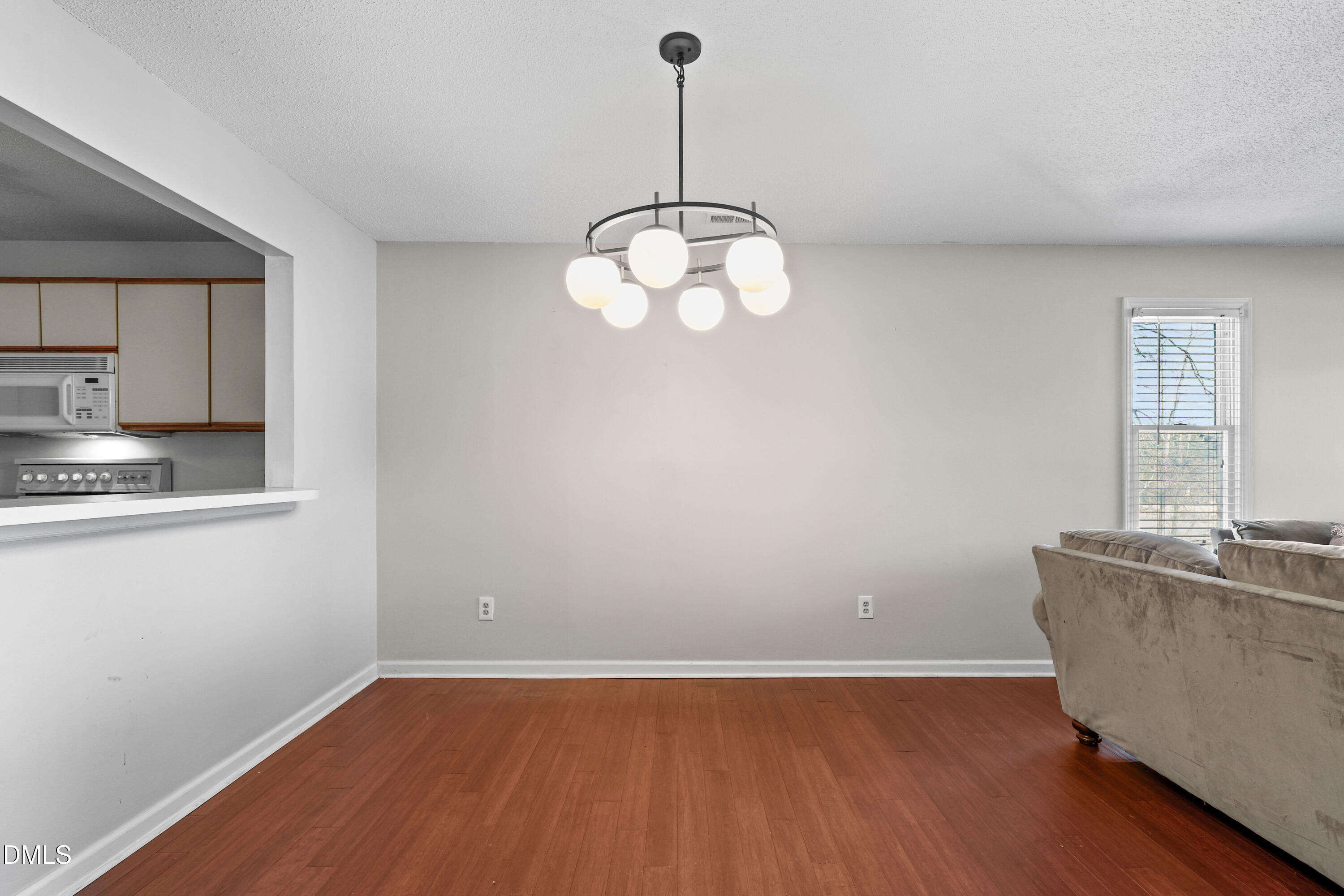 723 Springfork Drive Cary, NC 27513 - Photo 8 of 32 8