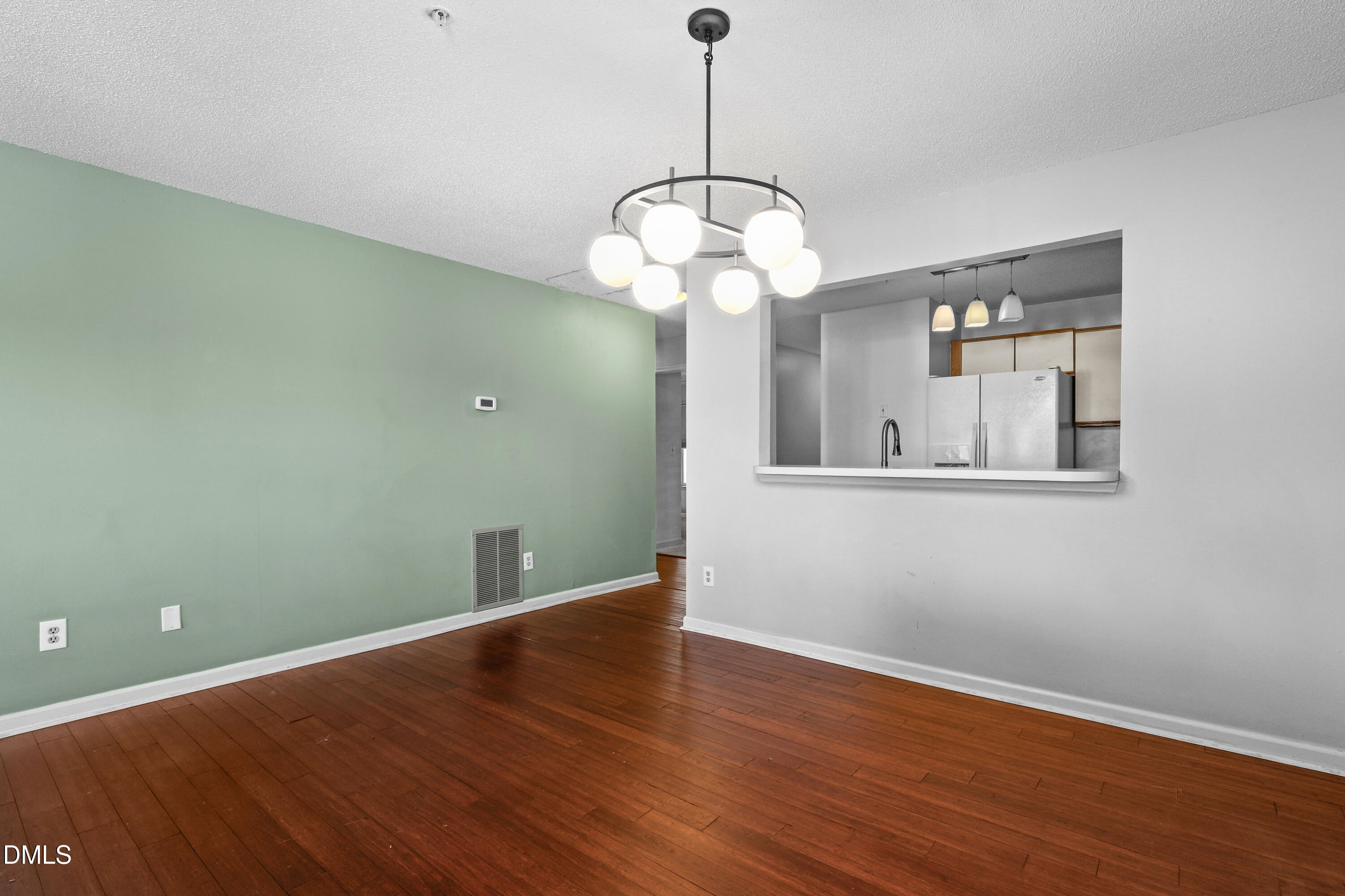 723 Springfork Drive Cary, NC 27513 - Photo 9 of 32 9