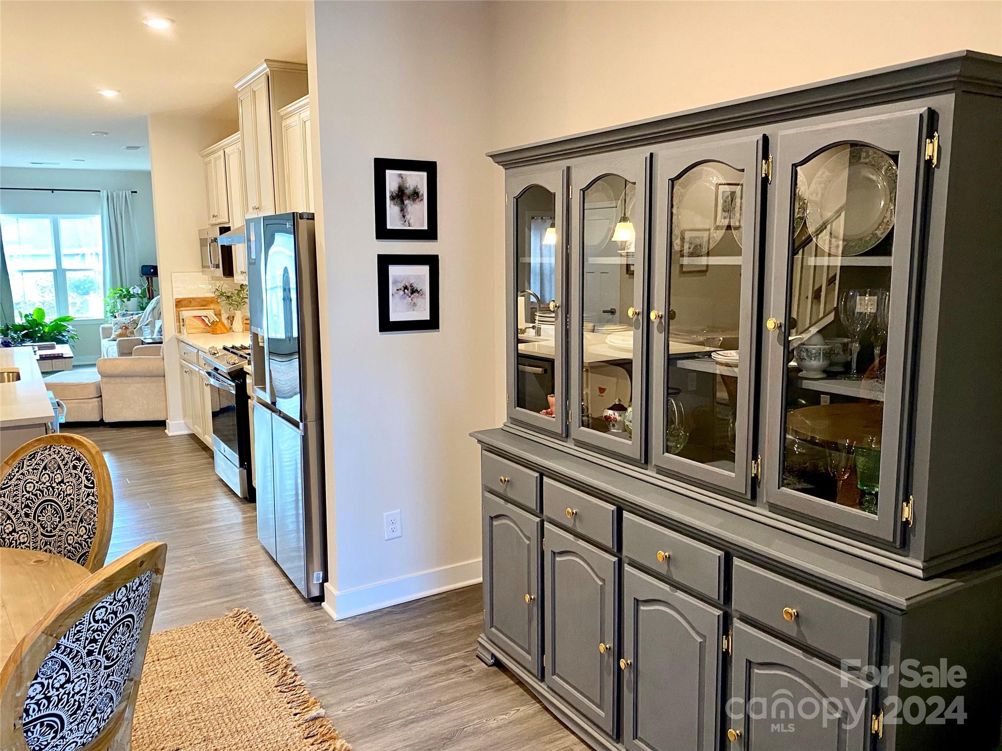 765 Hazel Way Denver, NC 28037 - Photo 6 of 35 a view of a entryway with interior of the house