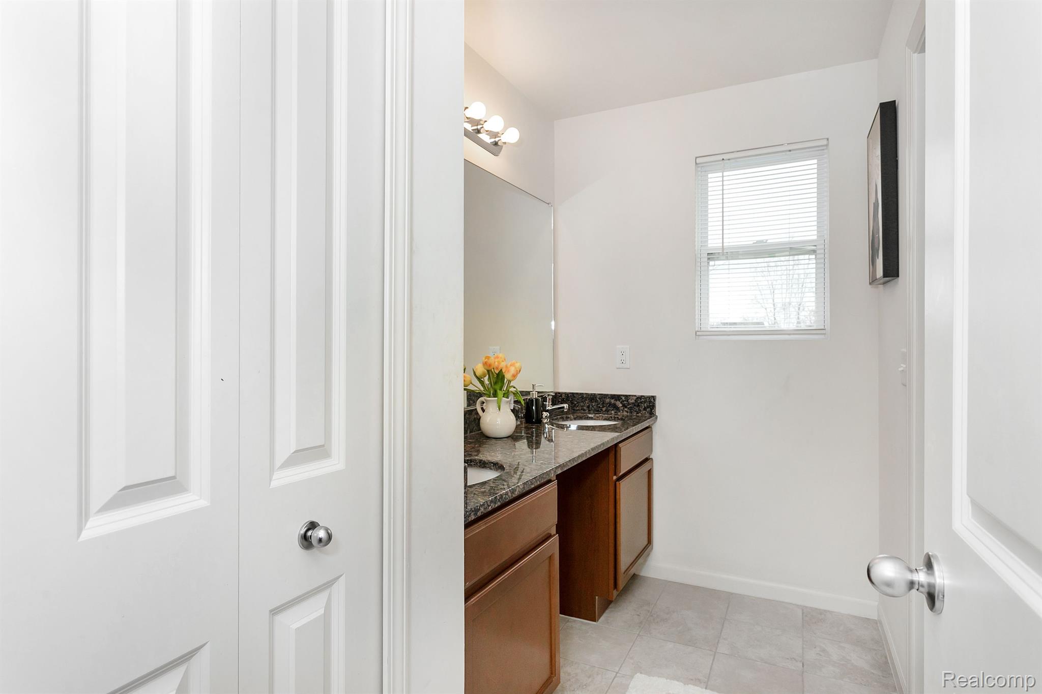 6226 Inverness Court Romulus, MI 48174 - Photo 25 of 39 Gallery Image 25