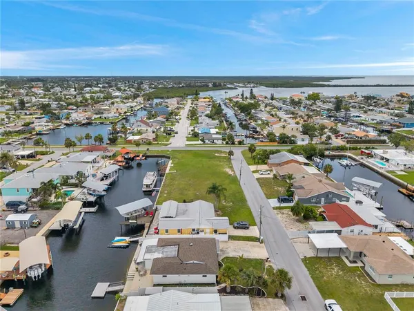 $374,999 | 13804 Malcolm Avenue, Hudson, FL 34667