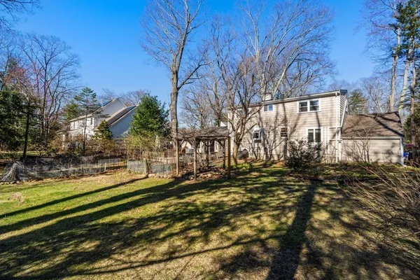 $5,000 | 22 Munroe Road, Lexington, MA 02421