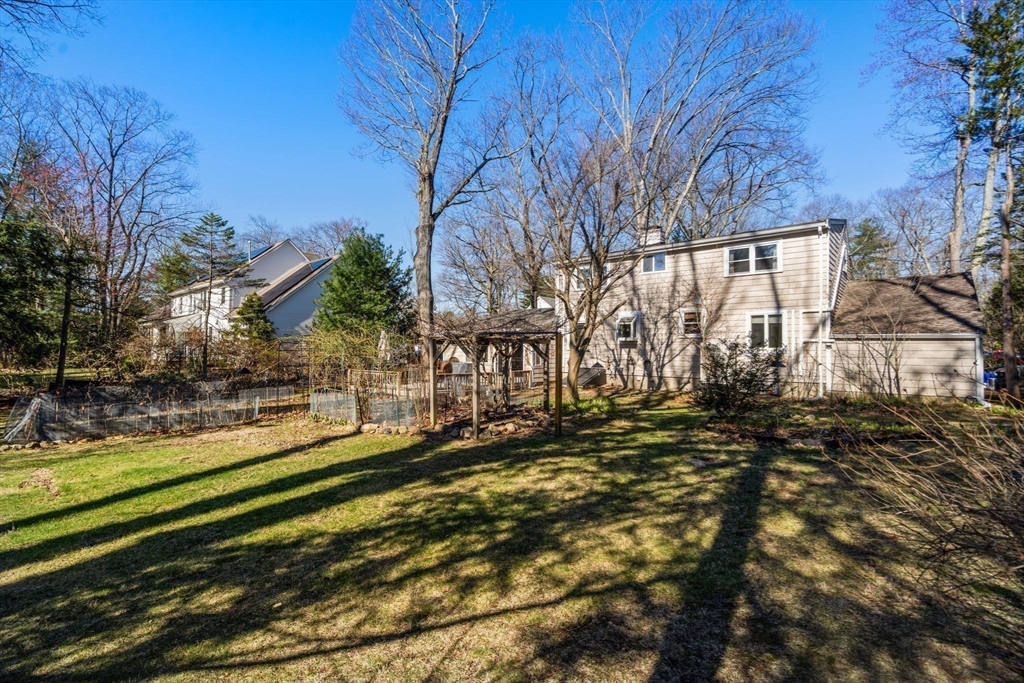 22 Munroe Road Lexington, MA 02421 - Photo 17 of 17