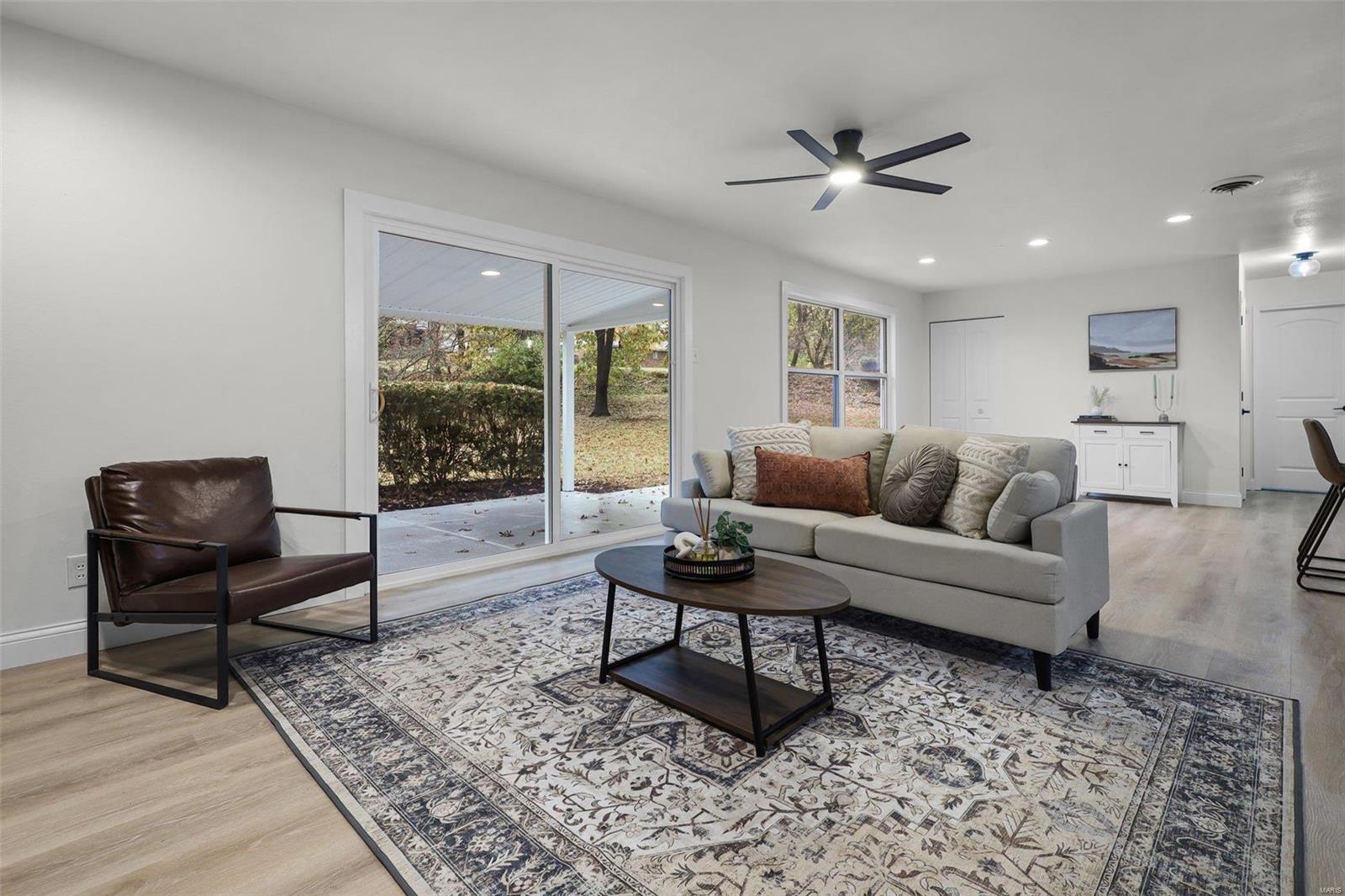 160 Green Acres Road St. Louis, MO 63137 - Photo 11 of 27 Gallery Image 11