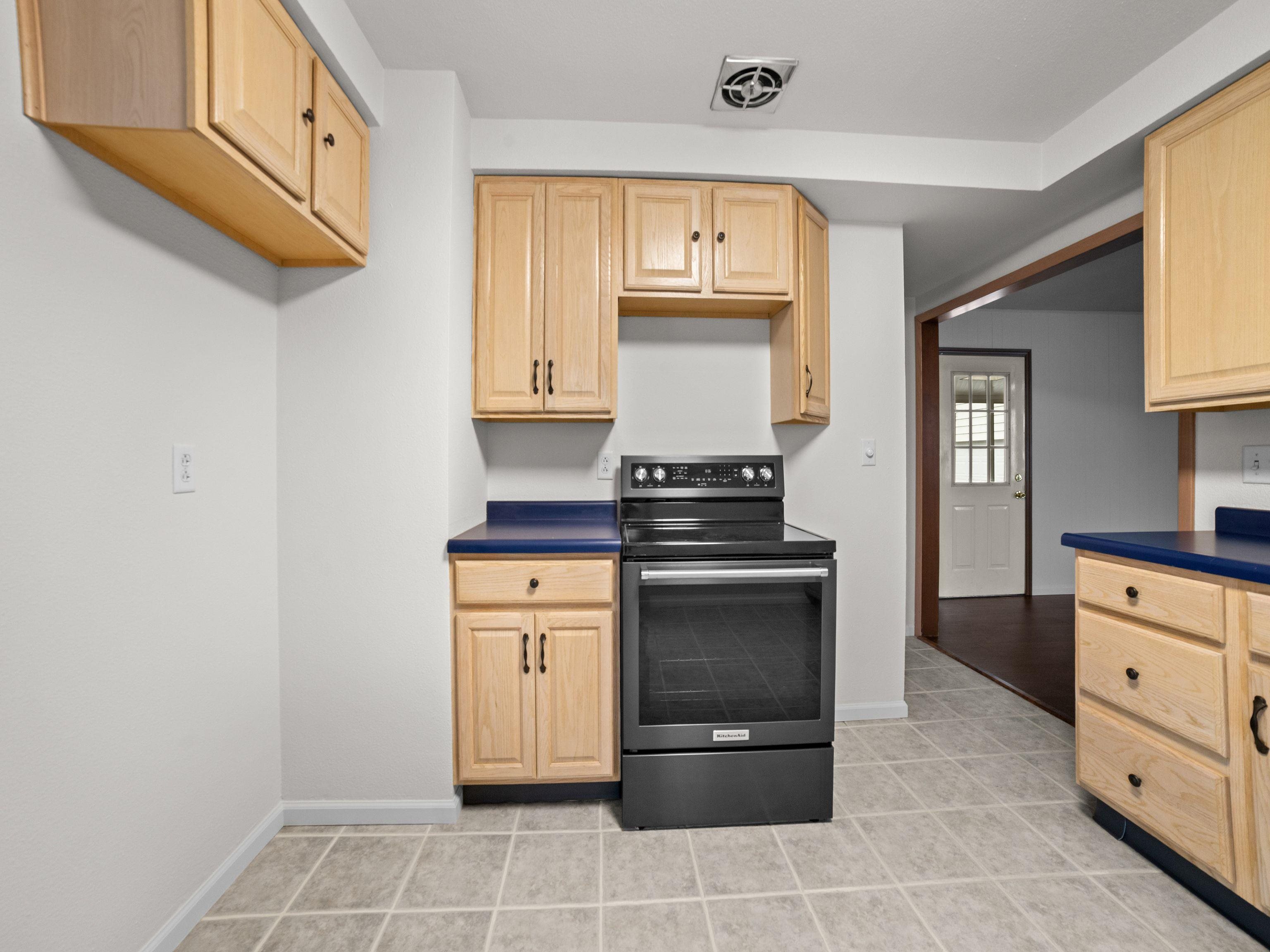 1113 North Street Beloit, WI 53511 - Photo 12 of 43