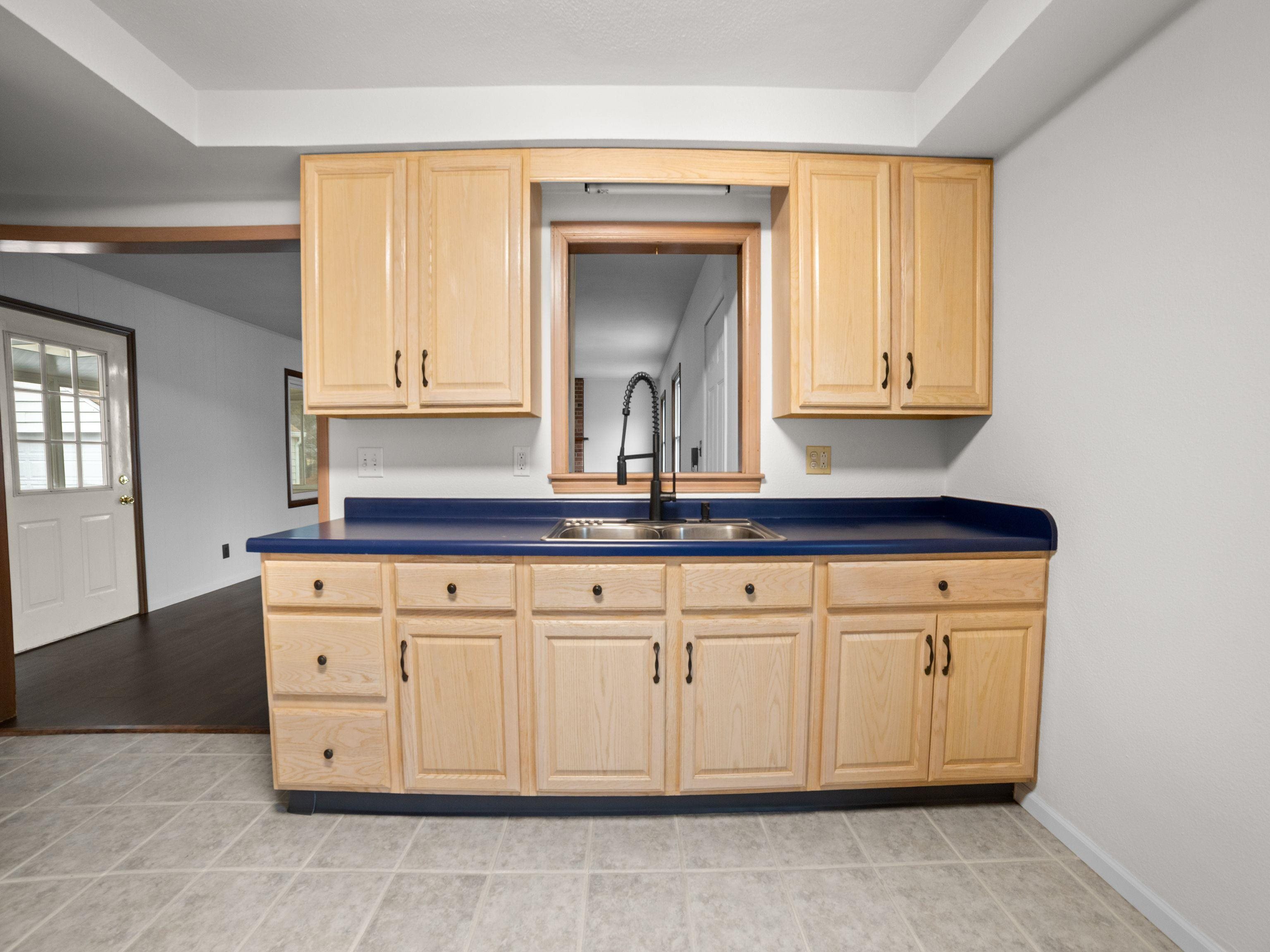 1113 North Street Beloit, WI 53511 - Photo 13 of 43