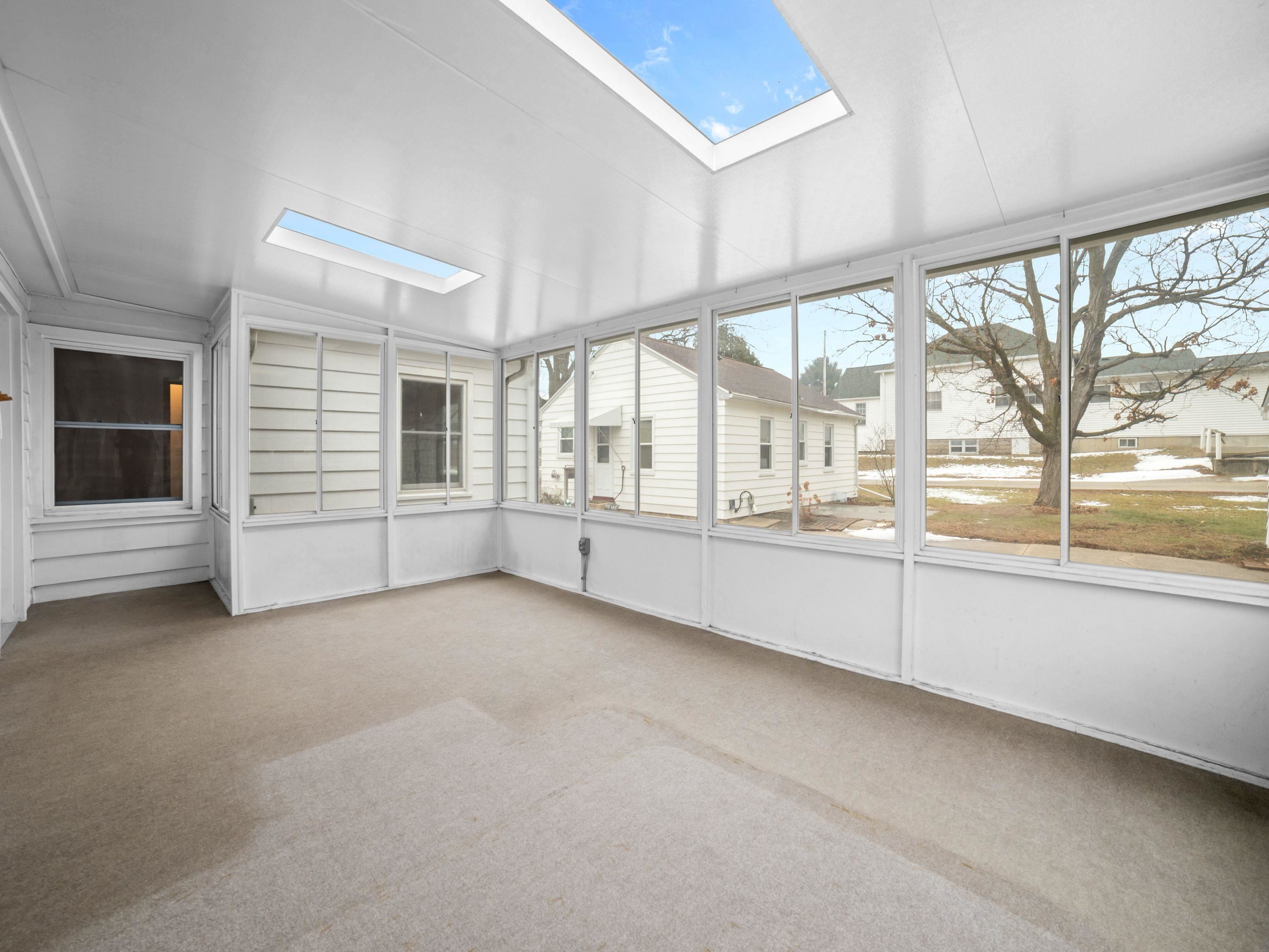 1113 North Street Beloit, WI 53511 - Photo 22 of 43