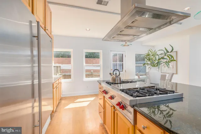 $1,895,000 | 1683 35th Street Northwest, Washington, DC 20007