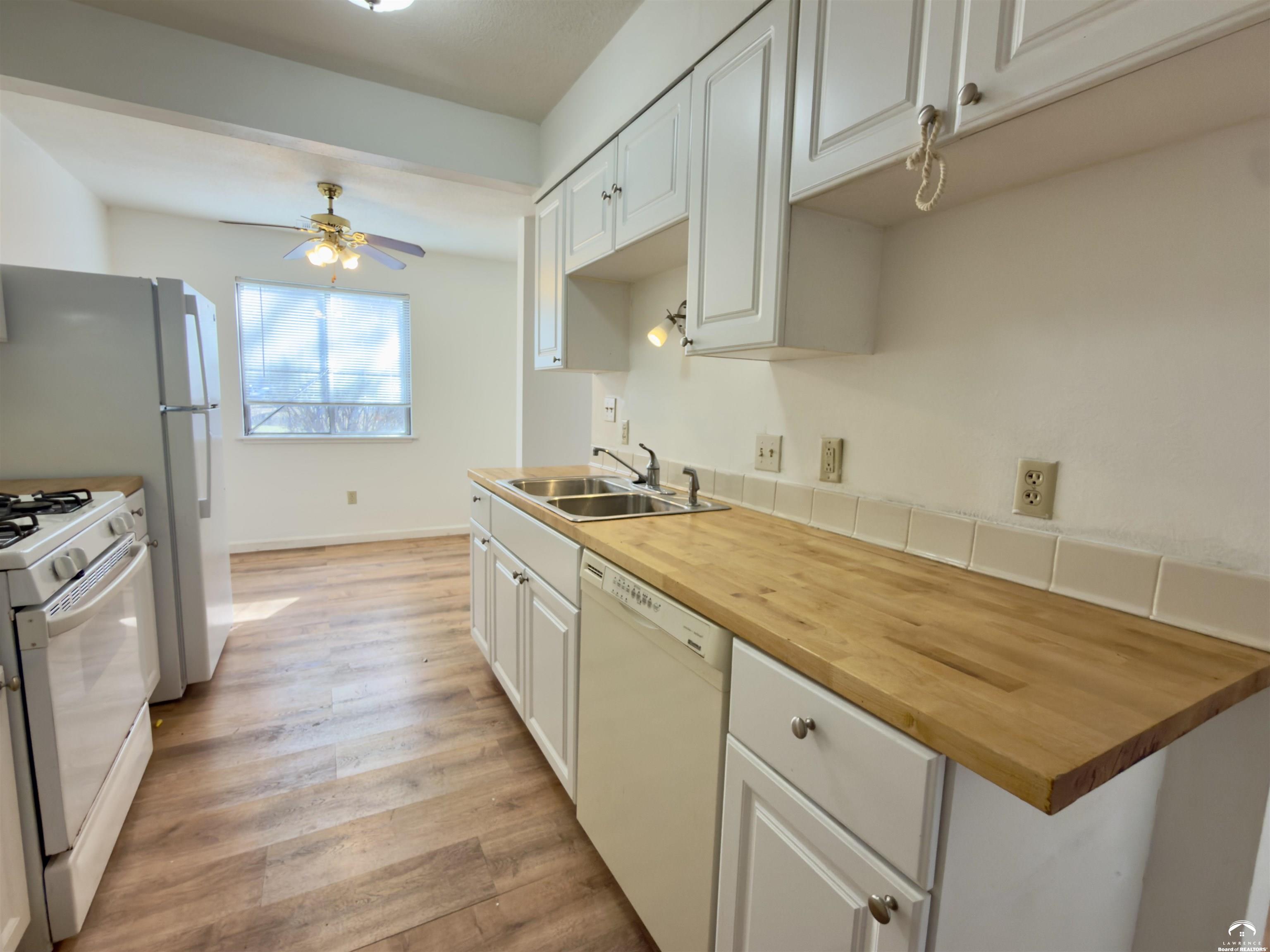 255 North Michigan Street, Unit 56 Lawrence, KS 66044 - Photo 20 of 26