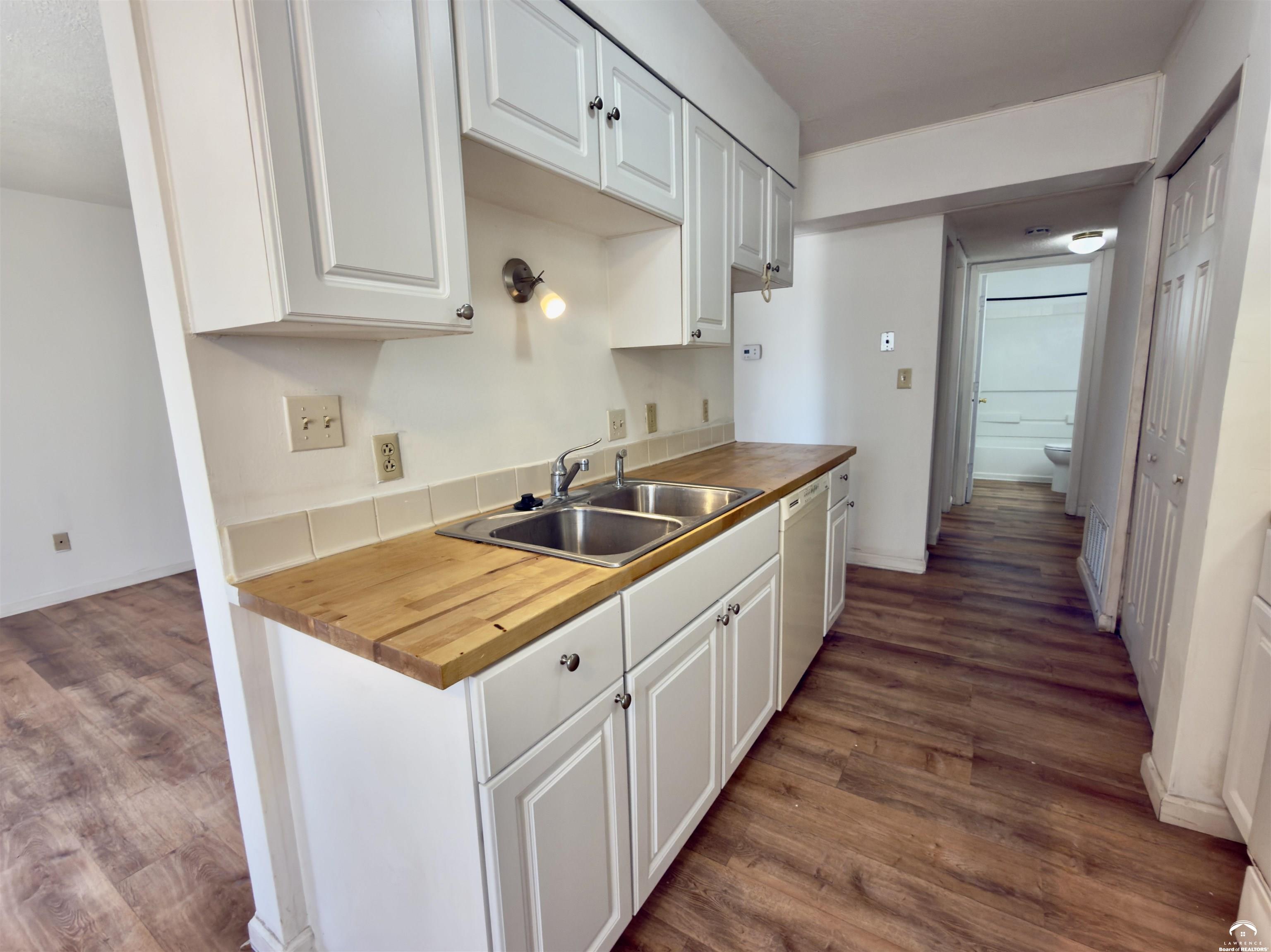 255 North Michigan Street, Unit 56 Lawrence, KS 66044 - Photo 22 of 26