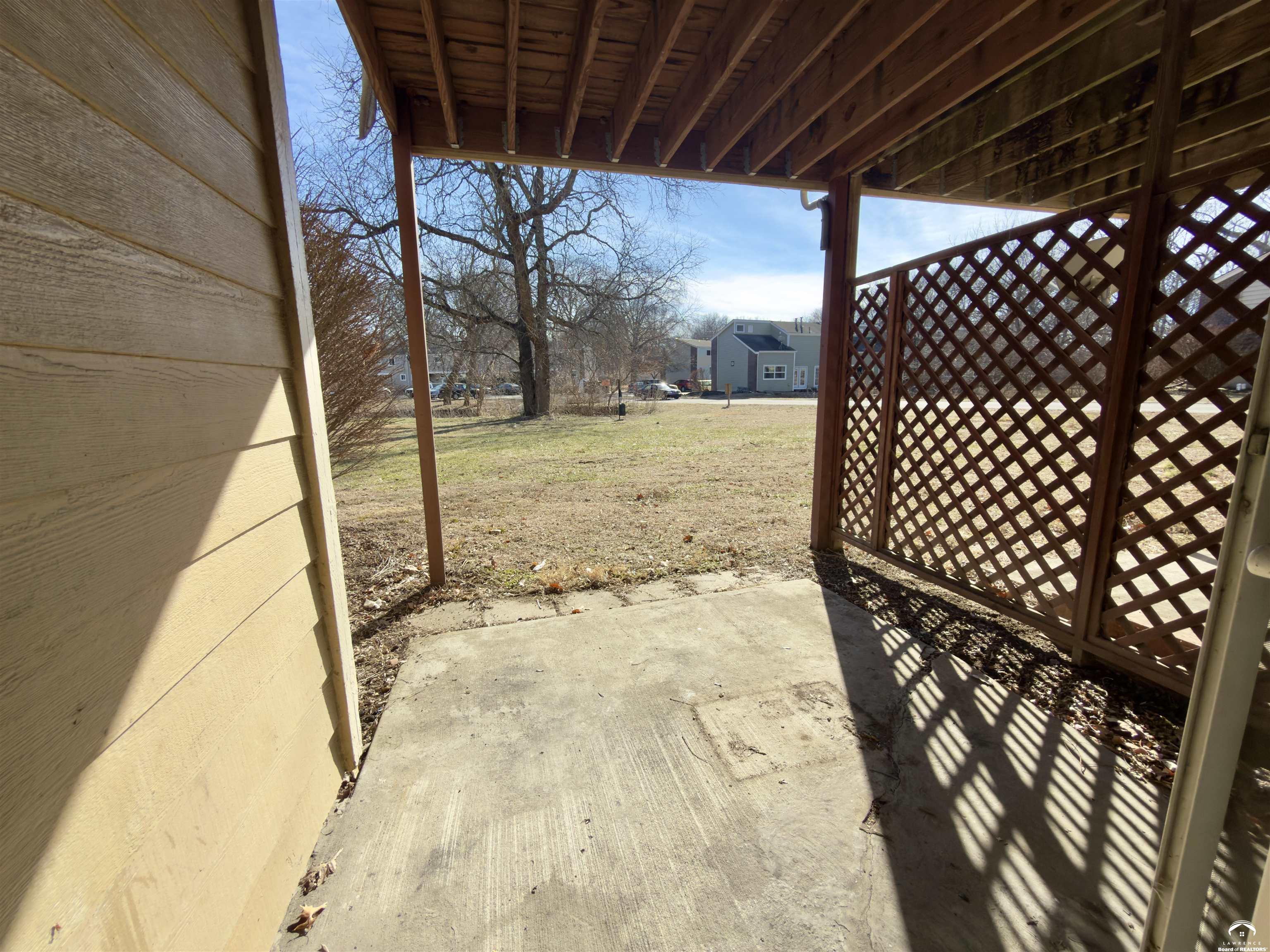 255 North Michigan Street, Unit 56 Lawrence, KS 66044 - Photo 23 of 26