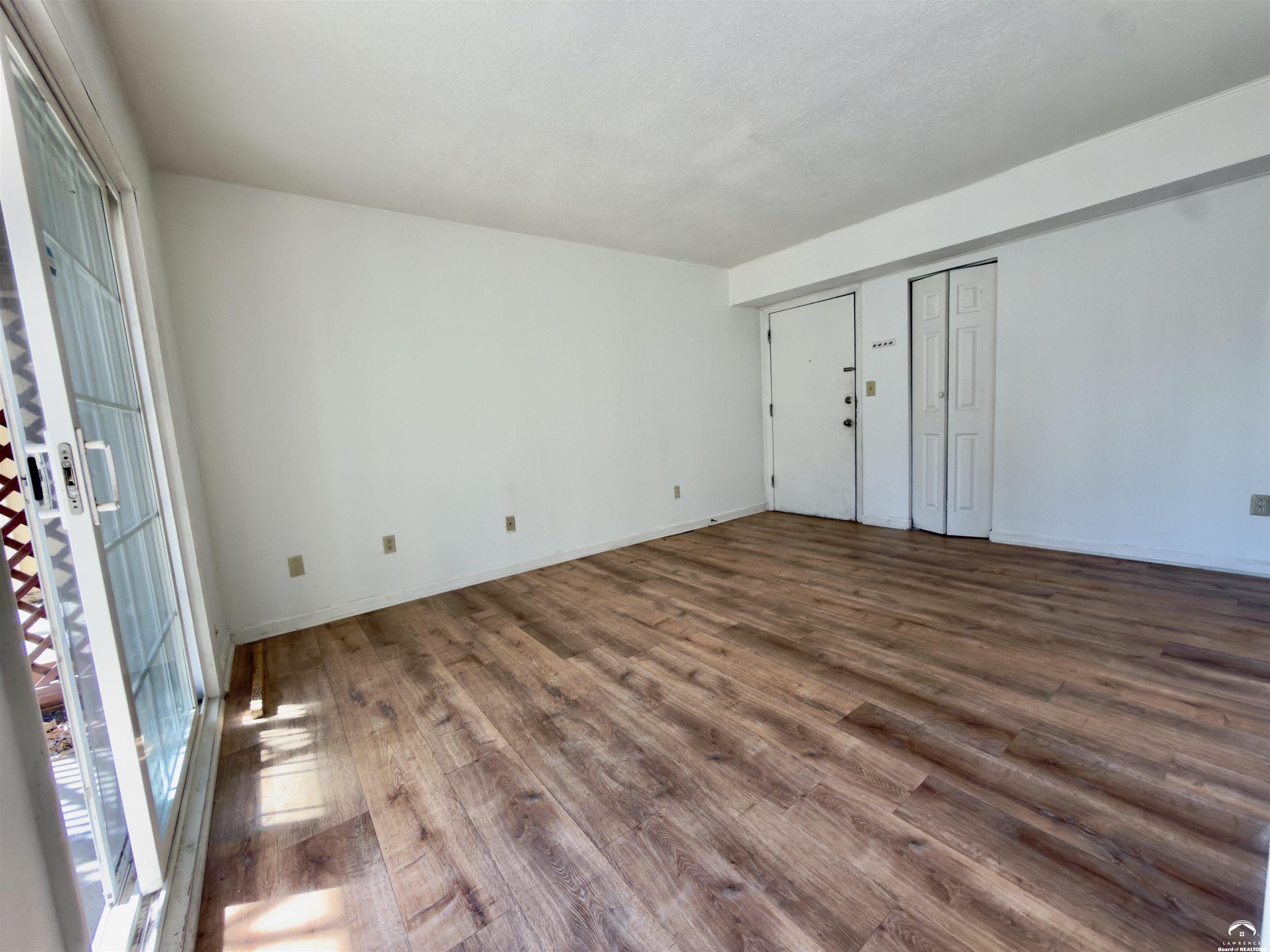 255 North Michigan Street, Unit 56 Lawrence, KS 66044 - Photo 10 of 26