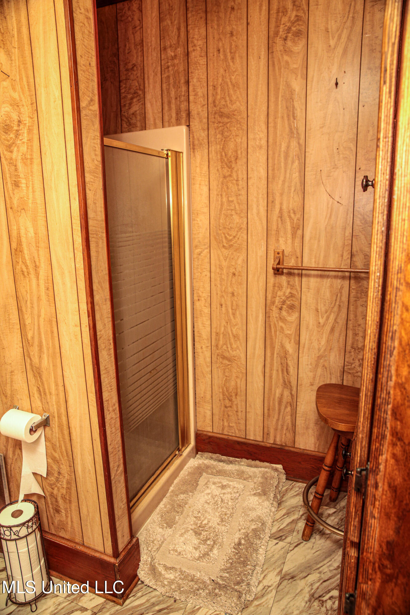 480 Universal Street McComb, MS 39648 - Photo 34 of 37 Bathroom #2