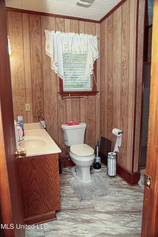 $179,000 | 480 Universal Street, McComb, MS 39648