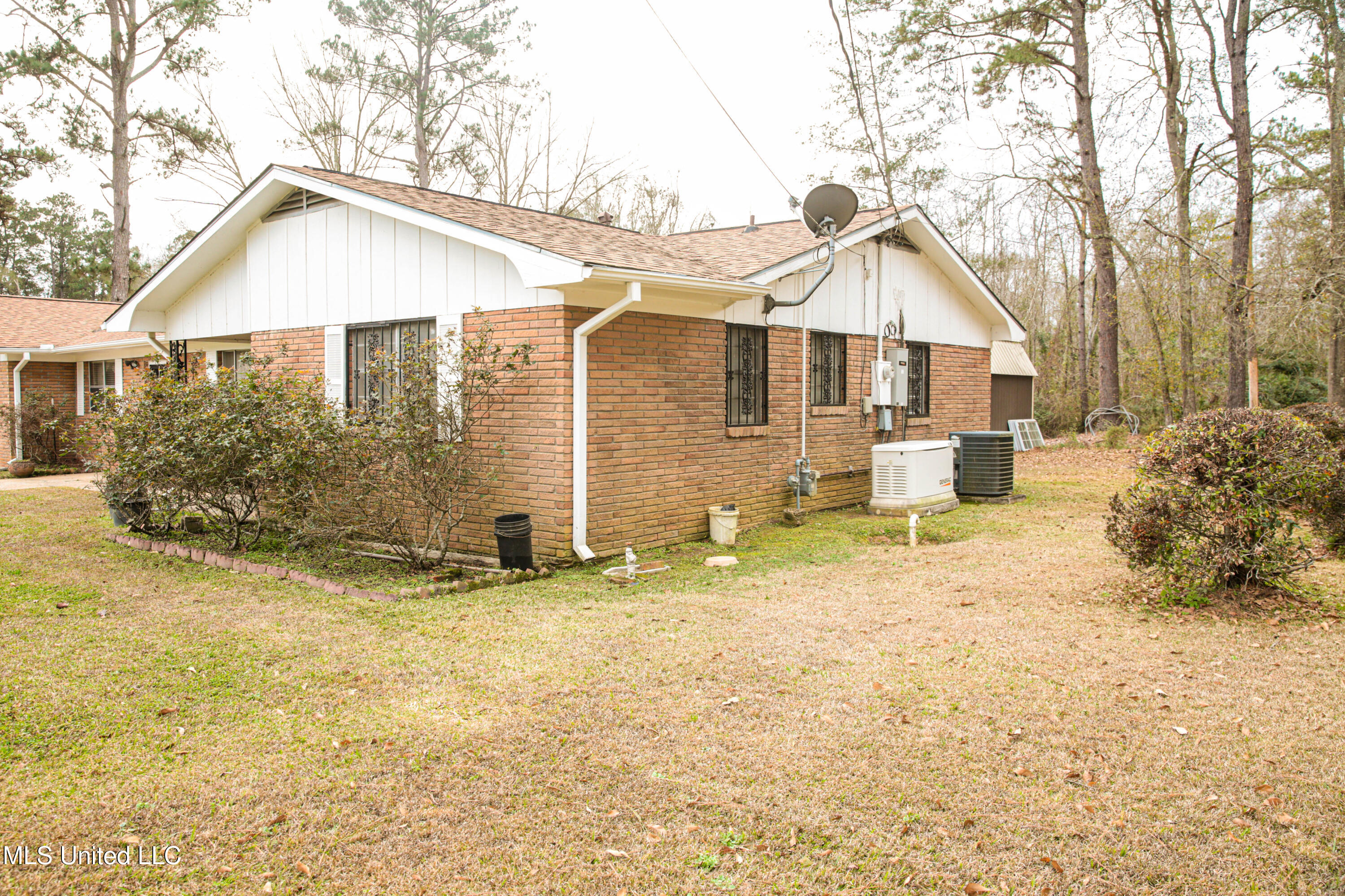 480 Universal Street McComb, MS 39648 - Photo 5 of 38 Sho-Off Photography-3847