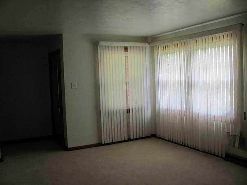 410 Three Degree Road Renfrew, PA 16053 - Photo 15 of 18 Living Room.