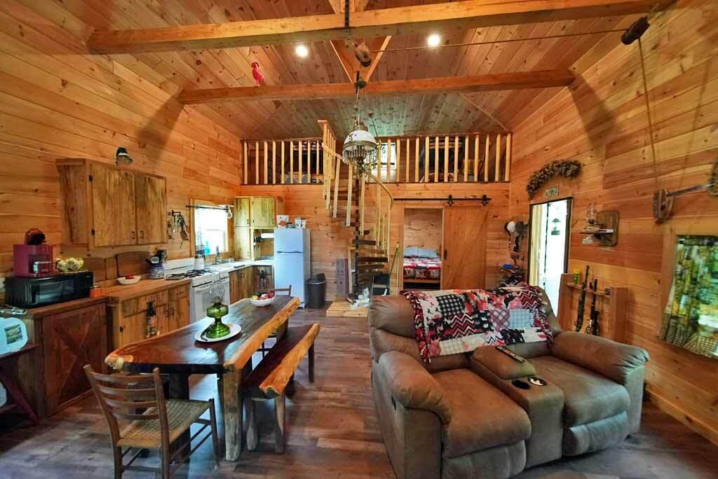 195 Dagget Road Houlton, ME 04730 - Photo 13 of 54 living-area-me-off-grid-hom