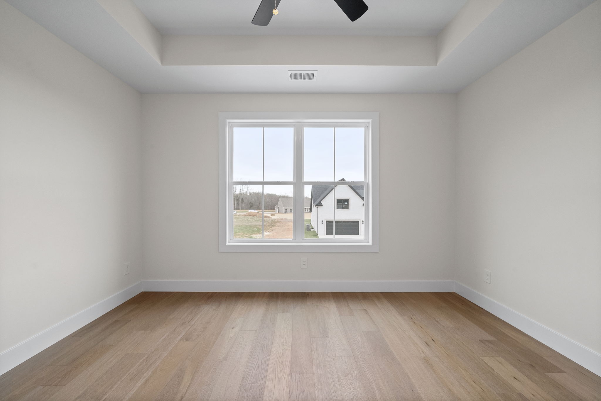 15 Rustling Oaks Court Pleasant View, TN 37146 - Photo 36 of 50 an empty room with a window