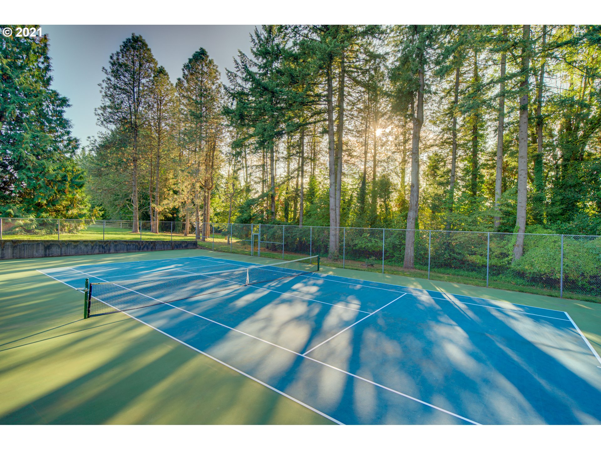 460 Bergis Road Lake Oswego, OR 97034 - Photo 20 of 27 Gallery Image 20