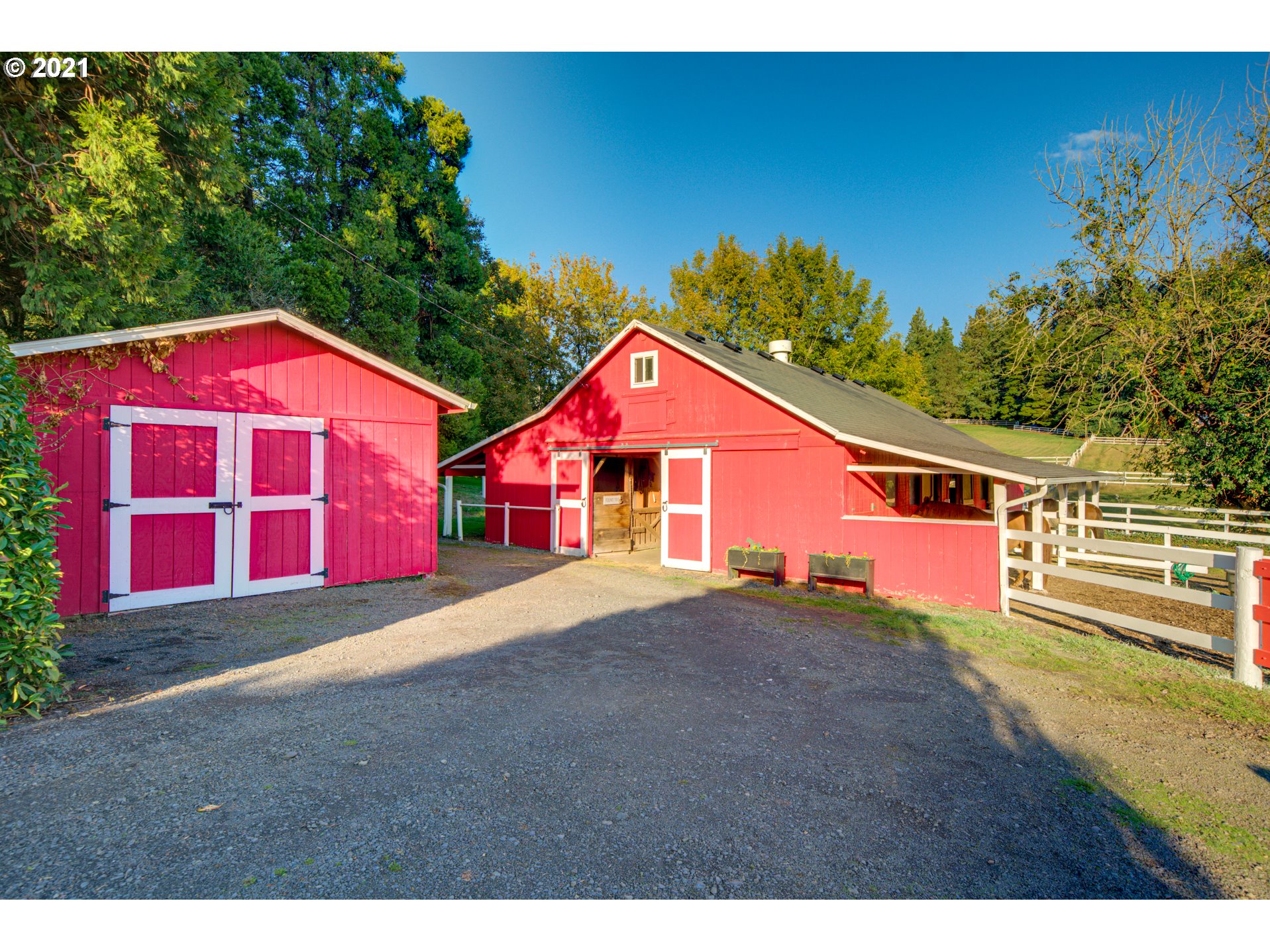 460 Bergis Road Lake Oswego, OR 97034 - Photo 22 of 27 Gallery Image 22
