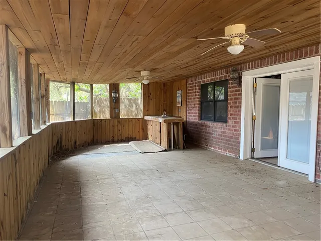 $1,800 | 2187 Glenwood Drive, Ingleside, TX 78362