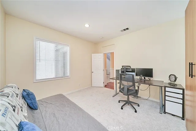 $1,100,000 | 28410 Agajanian Drive, Saugus, CA 91390