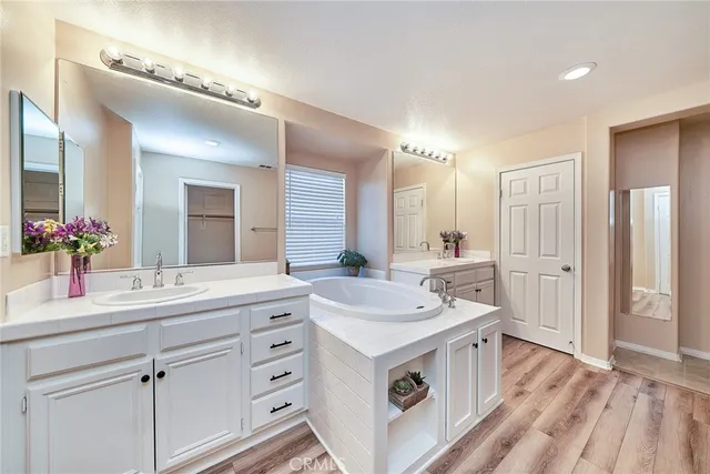 $1,100,000 | 28410 Agajanian Drive, Saugus, CA 91390