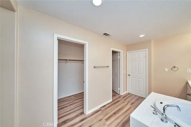 $1,100,000 | 28410 Agajanian Drive, Saugus, CA 91390