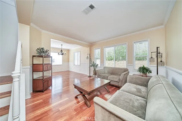 $1,100,000 | 28410 Agajanian Drive, Saugus, CA 91390