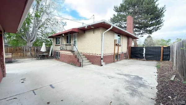 $1,550 | 1125 Dayton Street, Aurora, CO 80010