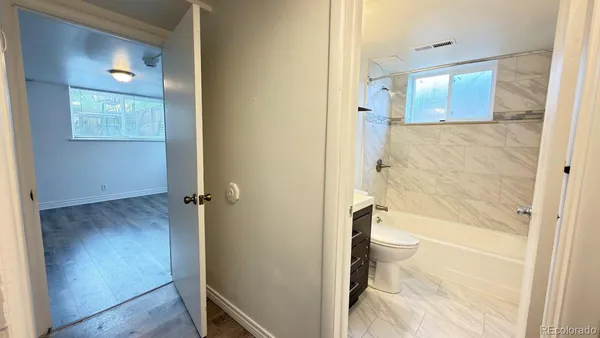 $1,550 | 1125 Dayton Street, Aurora, CO 80010