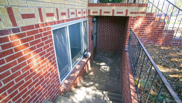 $2,995 | 1125 Dayton Street, Aurora, CO 80010