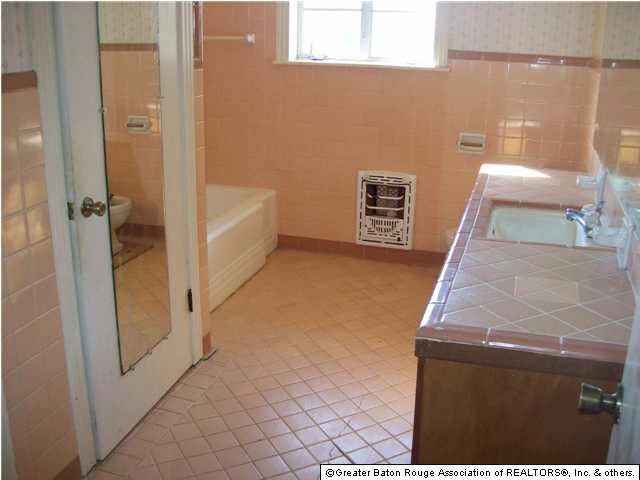 9220 Ridgewood Drive Baton Rouge, LA 70814 - Photo 5 of 10 Gallery Image 5