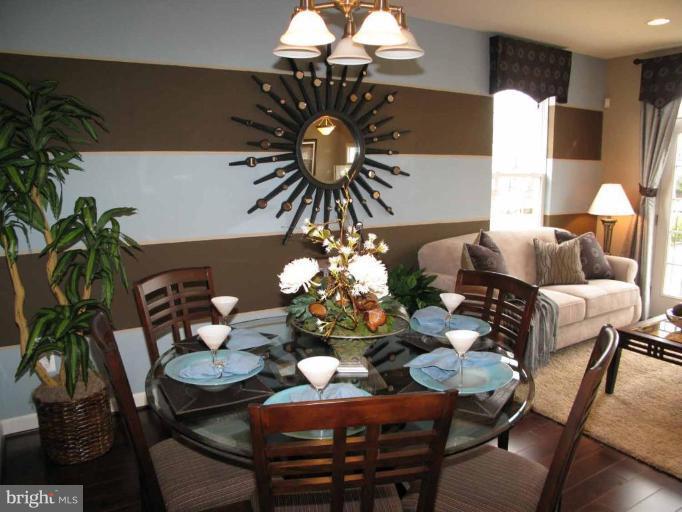 11610 Leesborough Circle, Unit 18 Silver Spring, MD 20902 - Photo 3 of 10 Dining Room
