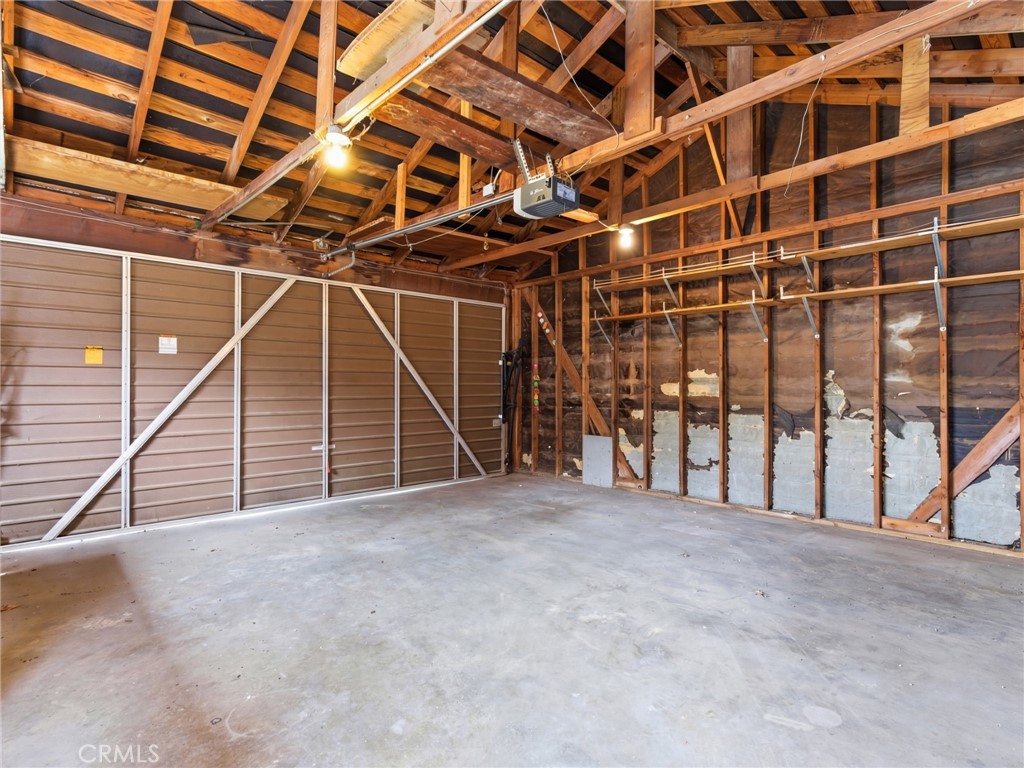 10127 Foothill Boulevard Sylmar, CA 91342 - Photo 17 of 33 a view of an empty room