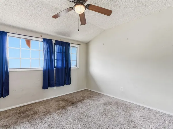 $925,000 | 10127 Foothill Boulevard, Sylmar, CA 91342