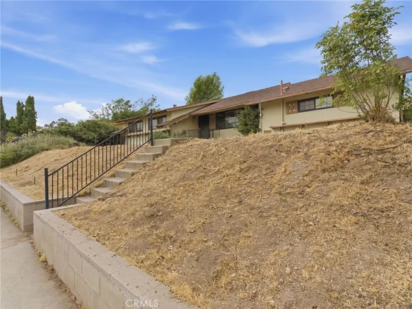 $925,000 | 10127 Foothill Boulevard, Sylmar, CA 91342