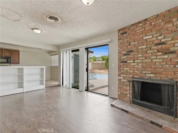 $925,000 | 10127 Foothill Boulevard, Sylmar, CA 91342