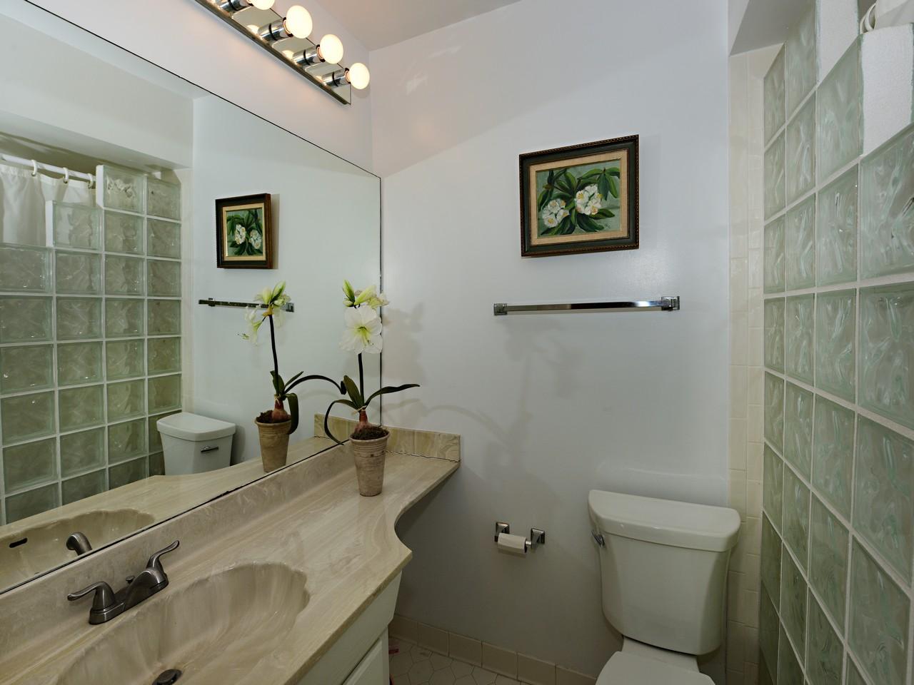 9170 Southeast Riverfront Terrace, Unit E Tequesta, FL 33469 - Photo 14 of 26 RB Master Bath 1