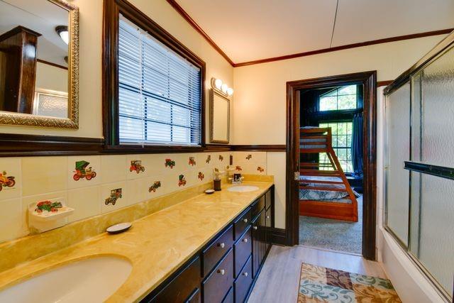 11470 Massey Road Pilot Point, TX 76258 - Photo 15 of 39