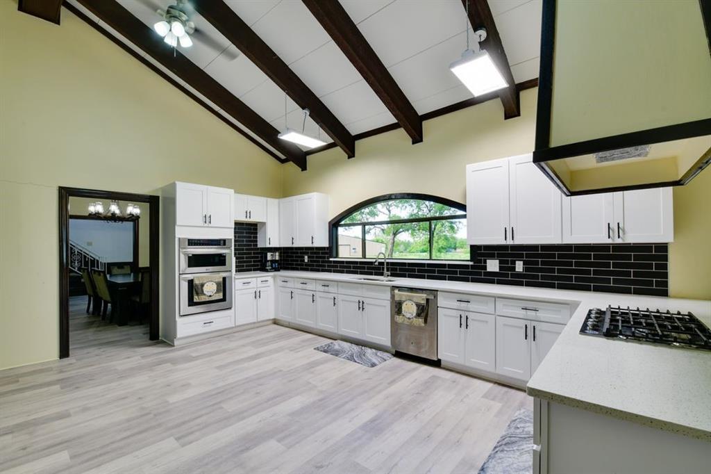 11470 Massey Road Pilot Point, TX 76258 - Photo 25 of 39