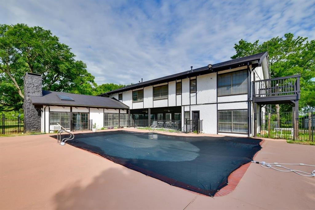 11470 Massey Road Pilot Point, TX 76258 - Photo 5 of 39