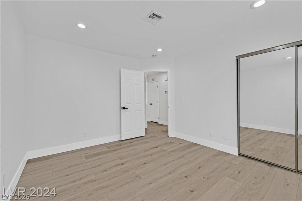 8 Barton Spring Circle Henderson, NV 89074 - Photo 18 of 32