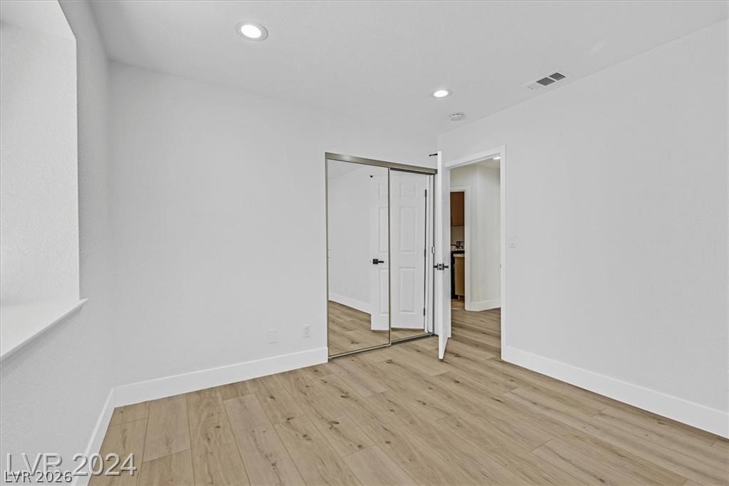 8 Barton Spring Circle Henderson, NV 89074 - Photo 23 of 32