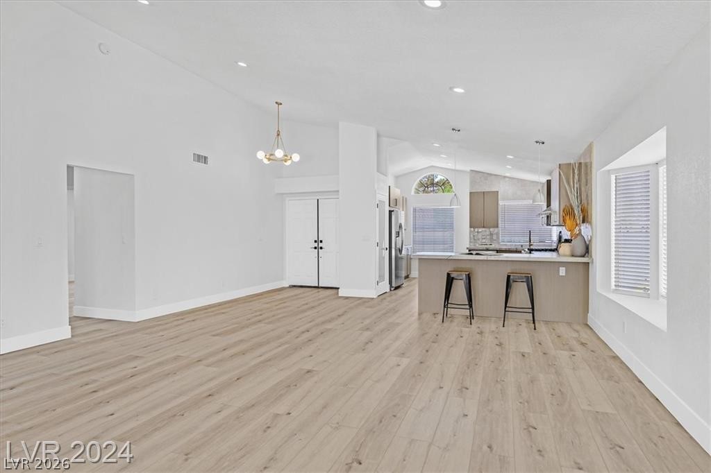 8 Barton Spring Circle Henderson, NV 89074 - Photo 5 of 32