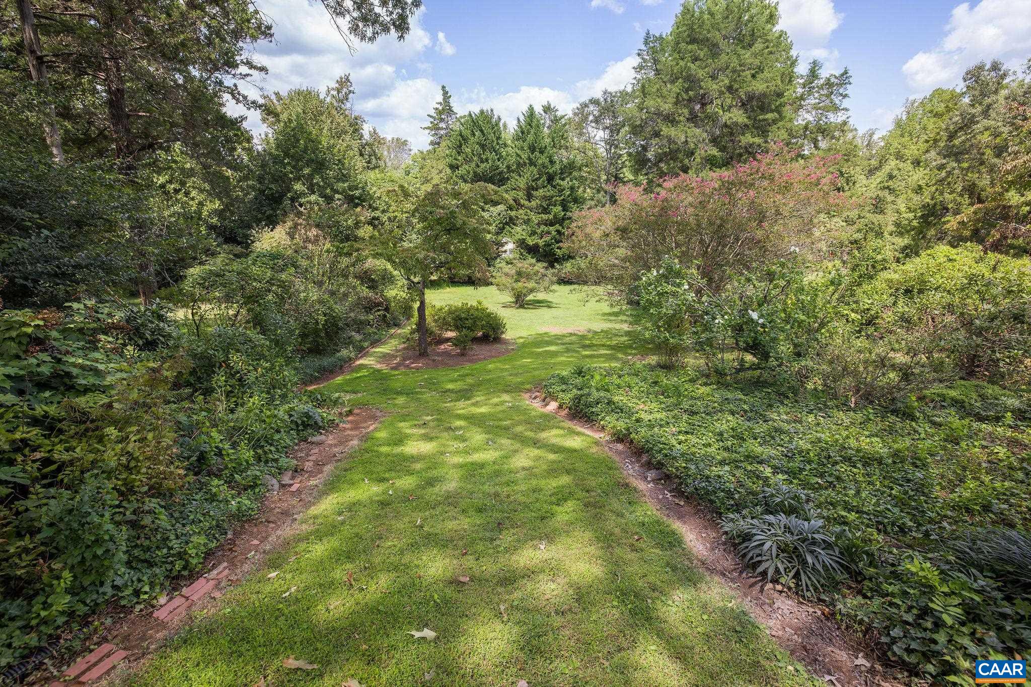1623 St Annes Road Charlottesville, VA 22901 - Photo 3 of 54 Gallery Image 3