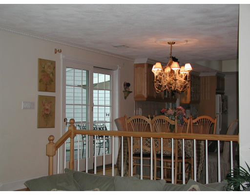 165 Locksley Road Lynnfield, MA 01940 - Photo 4 of 10 Gallery Image 4