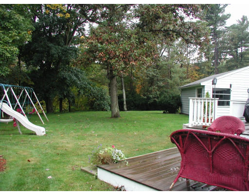 165 Locksley Road Lynnfield, MA 01940 - Photo 9 of 10 Gallery Image 9