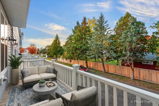 $409,900 | 128 East Main Street, Cary, IL 60013